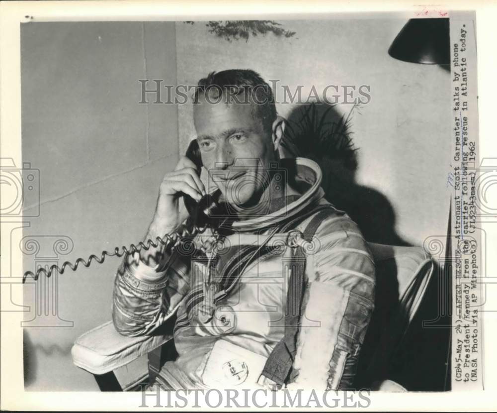 1962 Still in space suit, Scott Carpenter talks to President Kennedy-Historic Images
