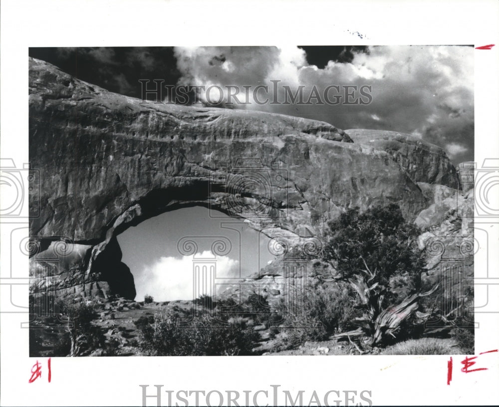 1987 Press Photo North Window in Arches National Park - hcx00523 - Historic Images