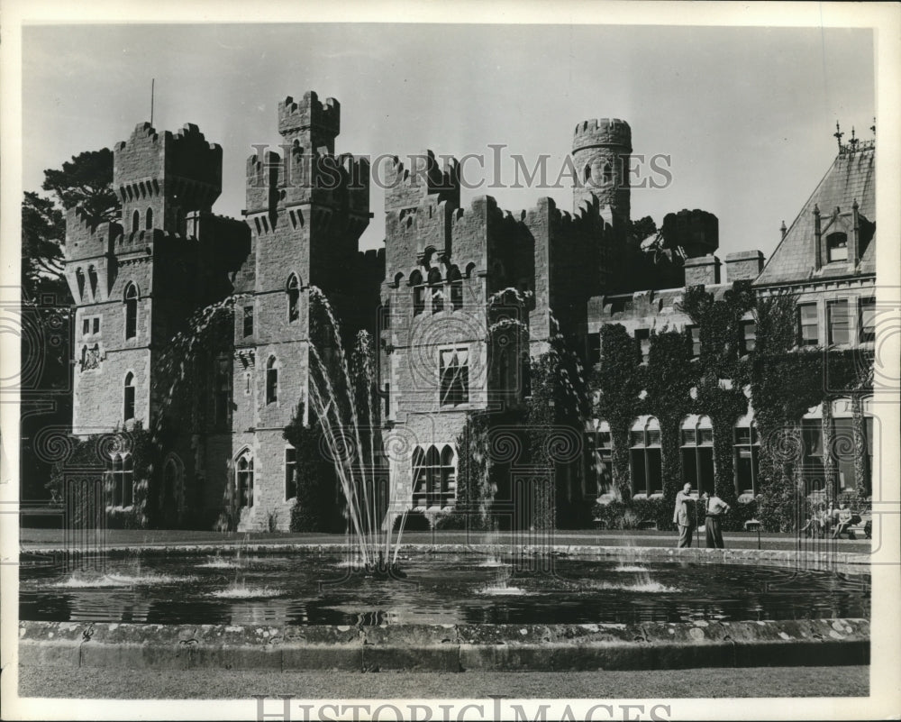 1966 Ashford Castle, Cong, County Mayo, Is Now A Hotel - Historic Images