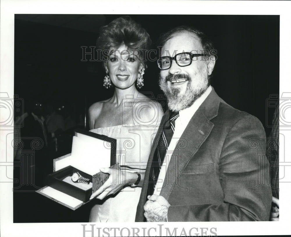 1983 A watch to be auctioned at Acapulco Children's Home, Mexico - Historic Images