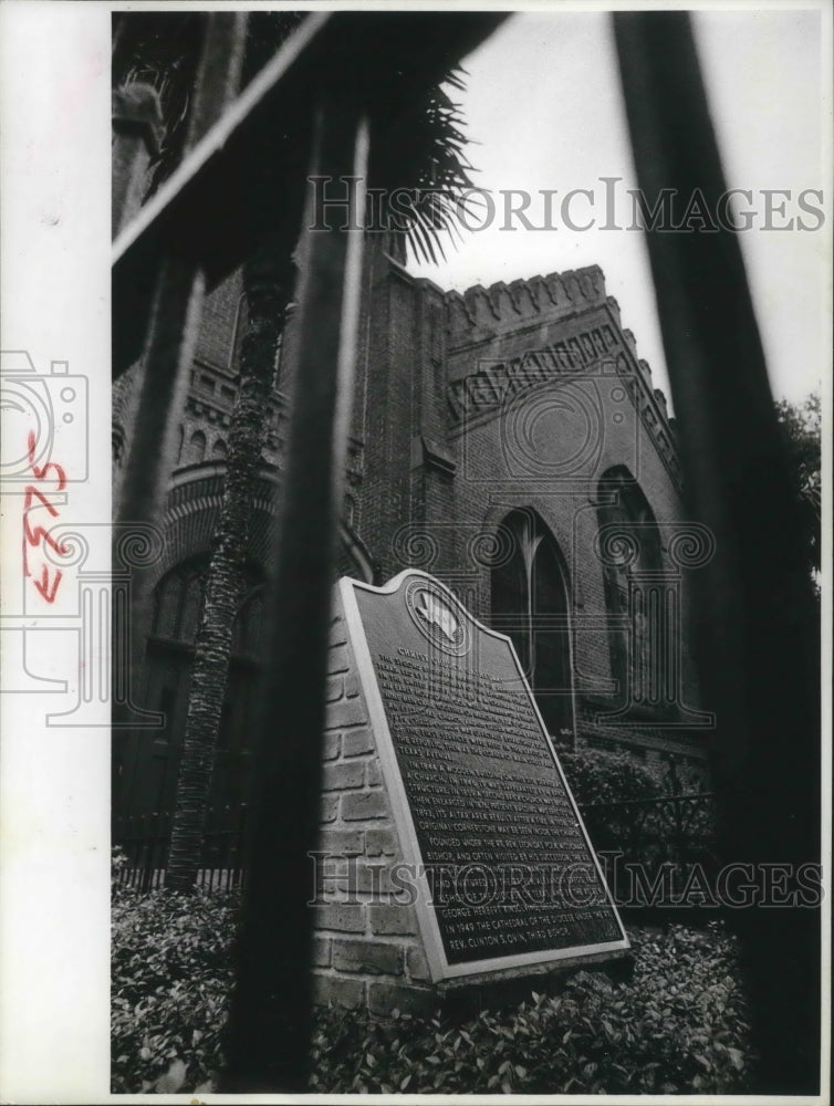 1974 Texas Historical Survey Commission &amp; Christ Church Cathedral - Historic Images