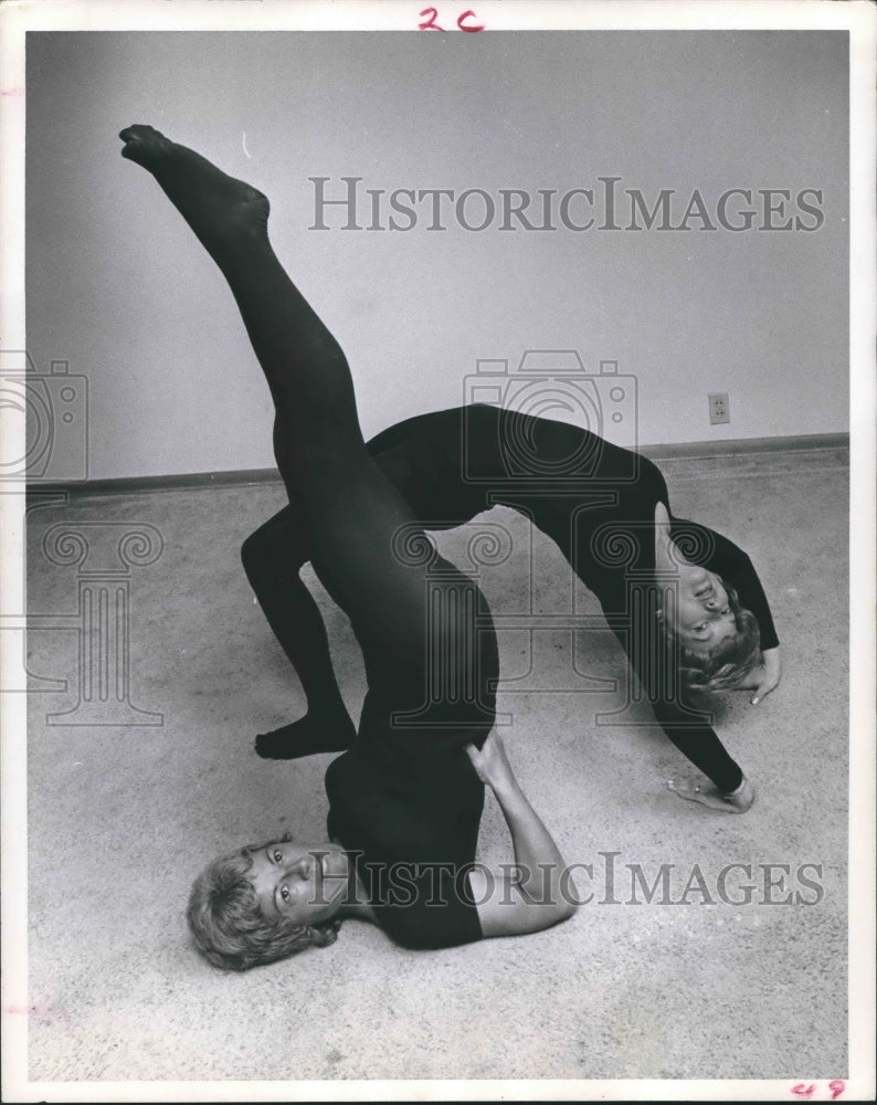 1971 Mrs. William Farquhar & Mrs. Dale Shanklin, Yoga Exercise Class - Historic Images