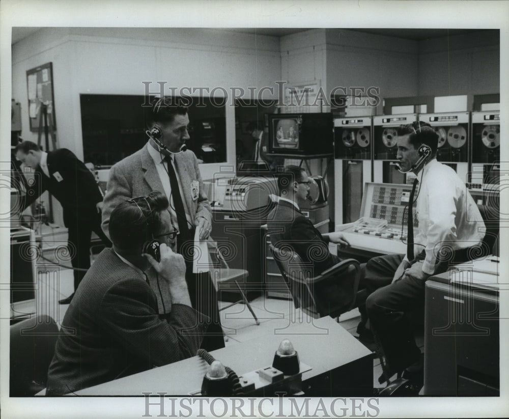 1963 Officials at the Goddard Space Flight Center. - Historic Images