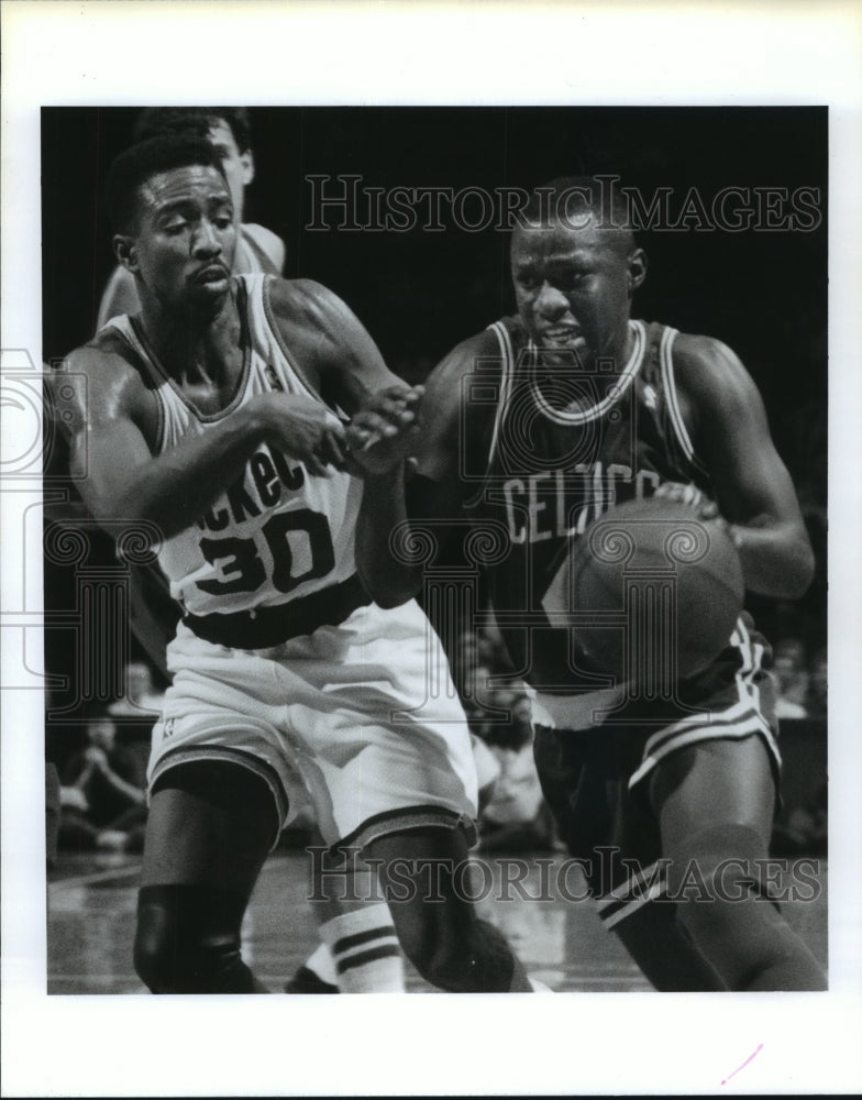 1992 Boston Celtics Basketball Player Sherman Douglas &amp; Kenny Smith. - Historic Images