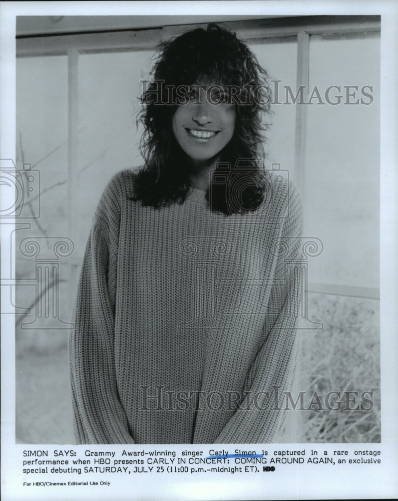 1987 Grammy Award-Winning Singer Carly Simon at HBO Concert. - Historic Images
