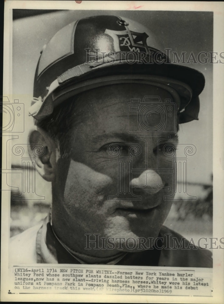 1969 Press Photo Former New York Yankee hurler Whitey Ford now drives horses - Historic Images