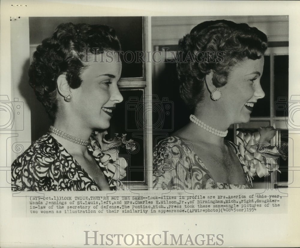 1954 Look-alikes, Mrs. America, Wanda Jennings and Mrs. Wilson - Historic Images