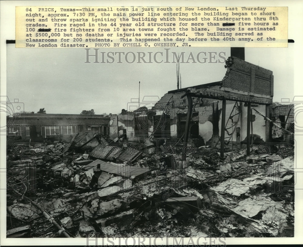 1977 School building in Price, Texas burns. - Historic Images