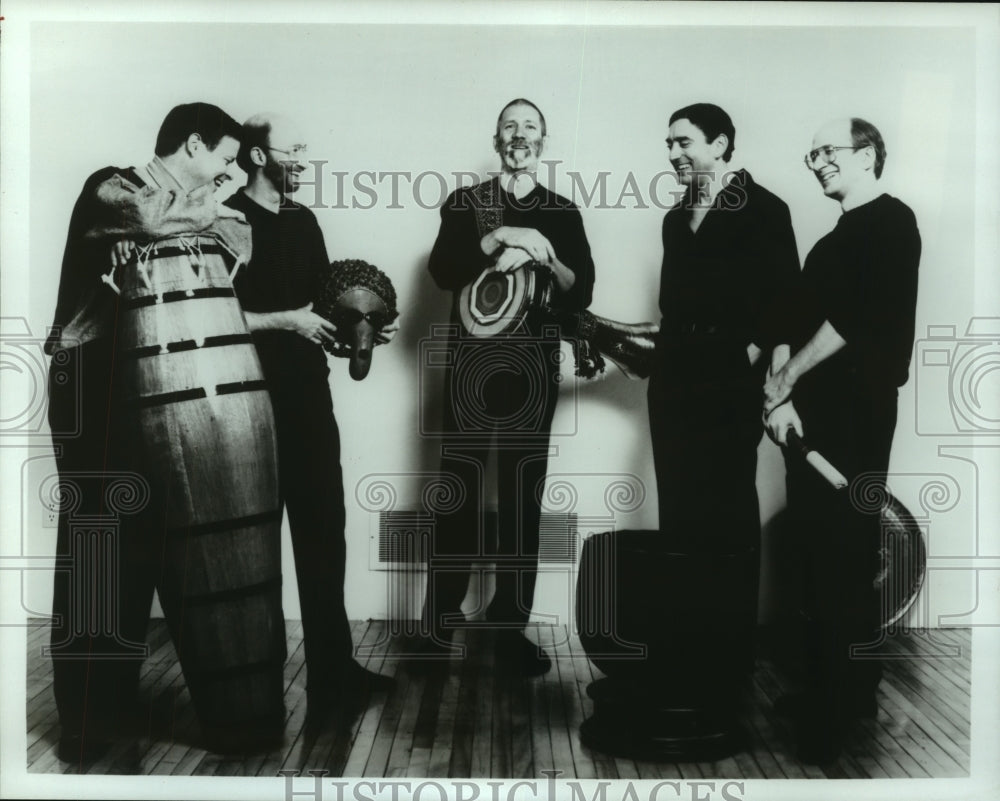 1990 Press Photo Members of the musical group Nexus - Historic Images