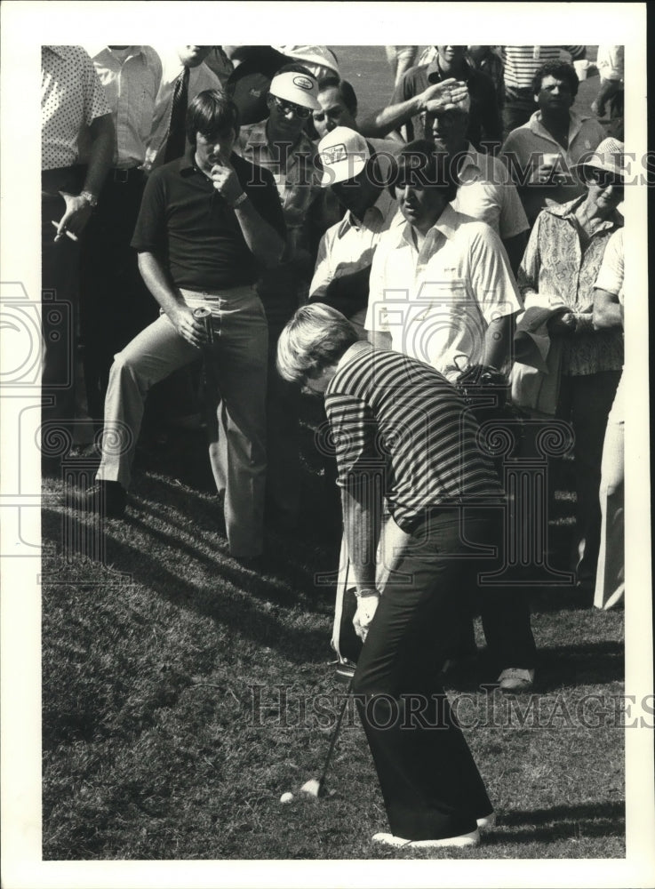 1981 Jack Nicklaus Concentrates on Golf Shot - Historic Images