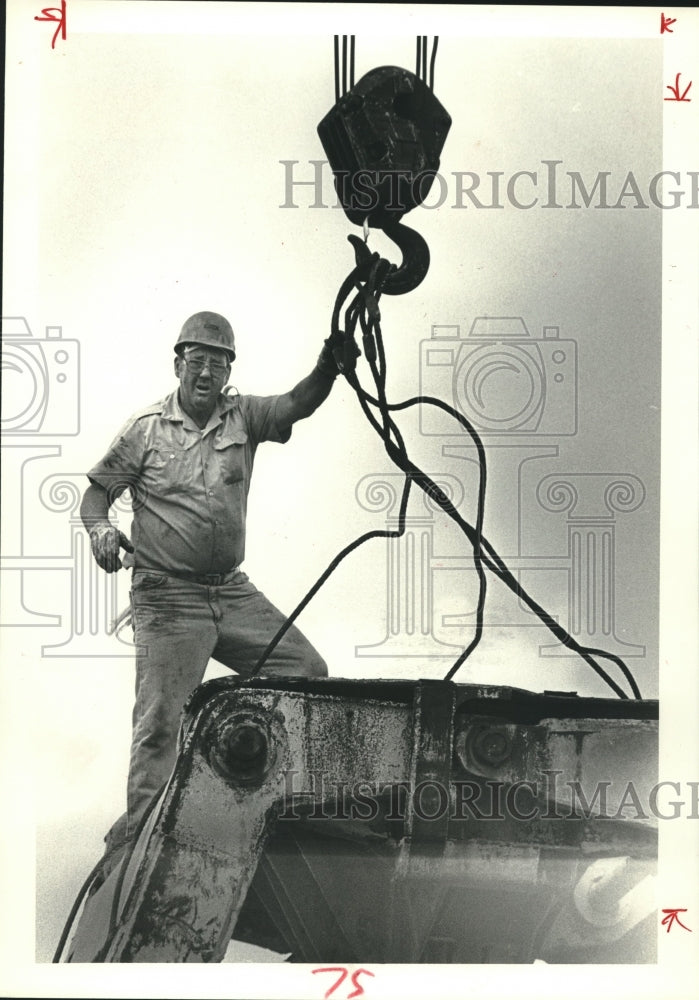 1983 Barney J. Spence, Maintenance Worker at Port of Houston - Historic Images