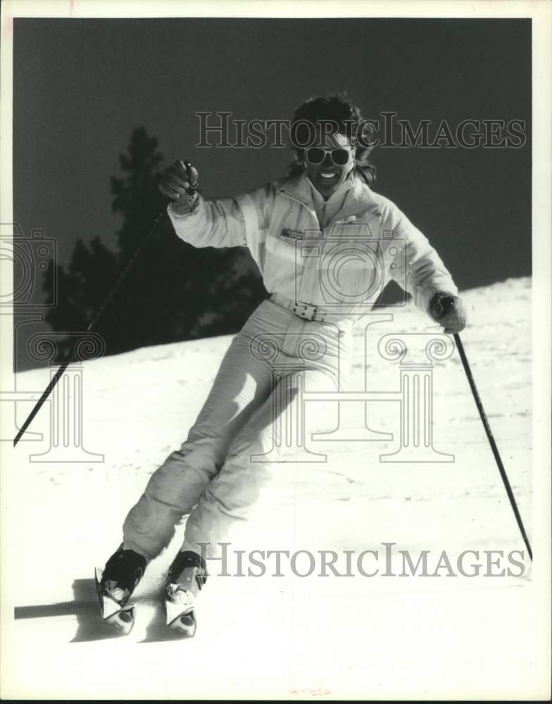 1987 Press Photo Houston Cup Ski Show and Sale at AstroArena in Houston, Texas- Historic Images