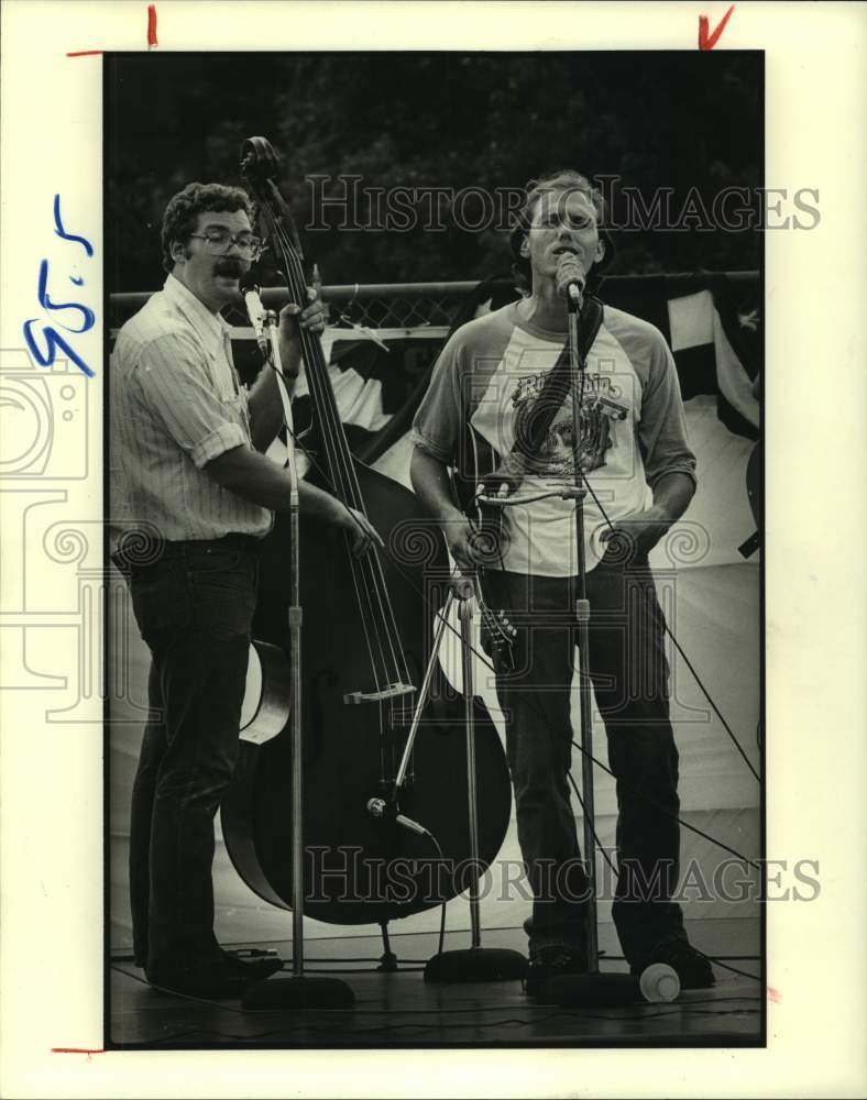 1981 Band plays at Southside Place Bluegrass Festival in Houston - Historic Images