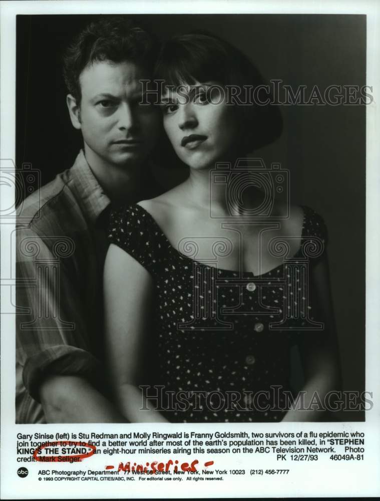 1993 Press Photo Gary Sinise and Molly Ringwald star in ABC series "The Stand" - Historic Images