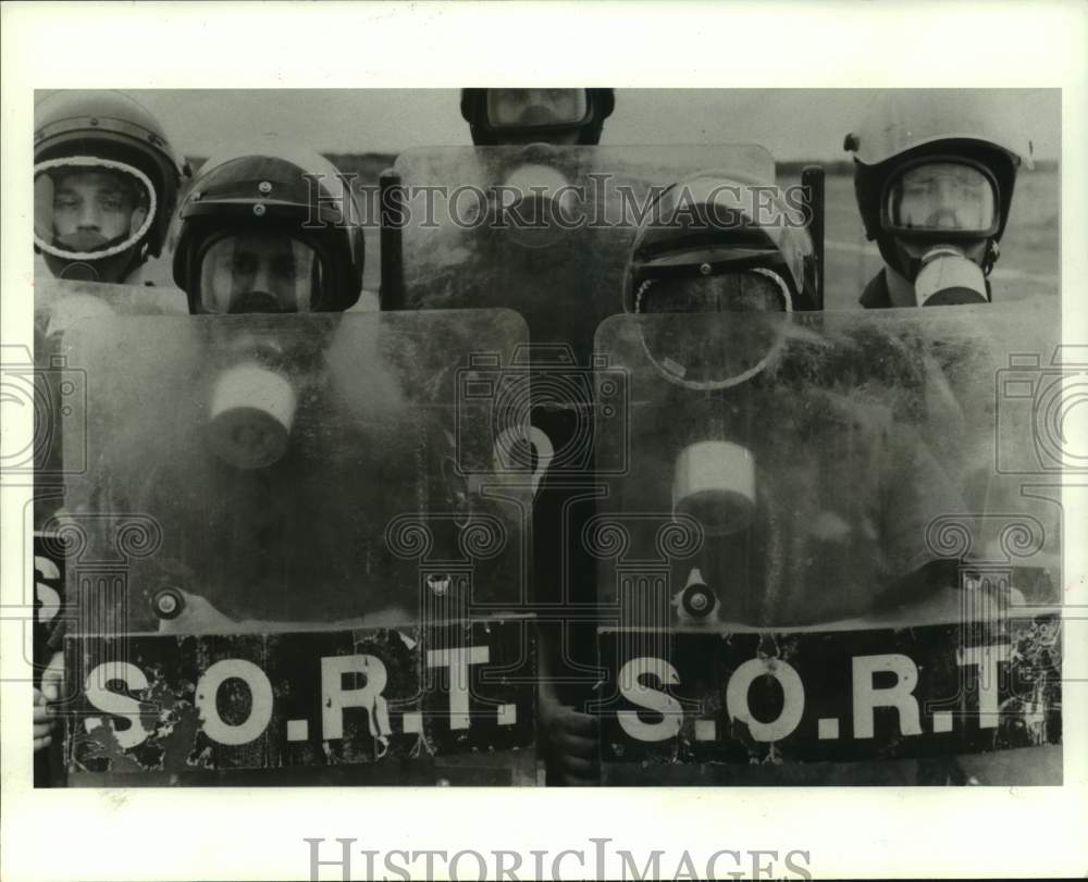 1988 Press Photo Texas Dept of Correction&#39;s Special Operations Response Team - Historic Images