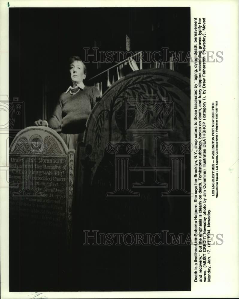 1994 Press Photo Roberta Halporn with Tombstone in her Shop, Brooklyn, New York - Historic Images