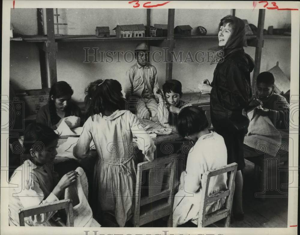 1966 Peace Corps Volunteer Teaches Children in Peruvian Andes - Historic Images