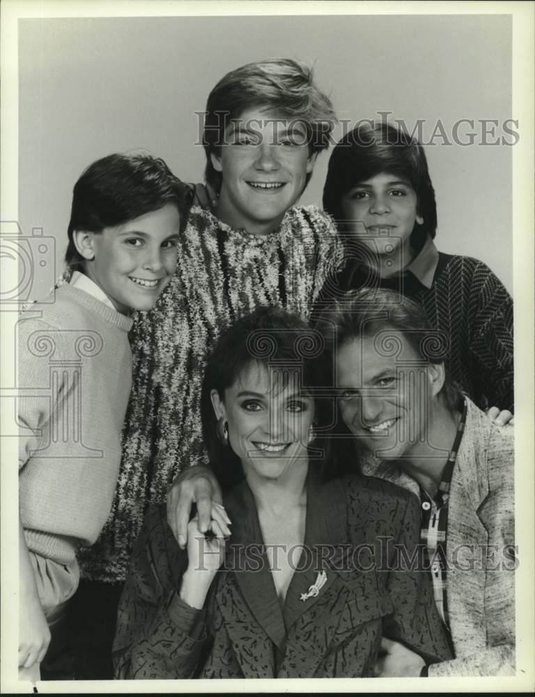 1986 Press Photo Actors from NBC-TV series "Valerie", starring Valerie Harper - Historic Images
