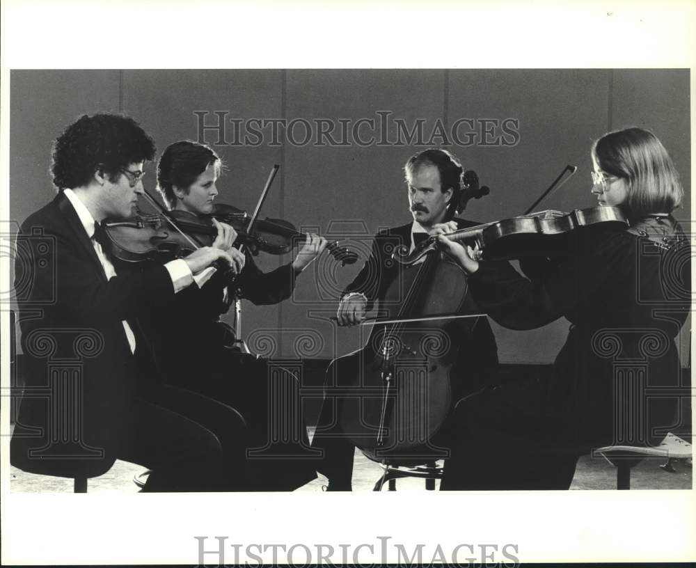 1987 Press Photo The Westbrook String Quartet Violinists and Cellist Performing - Historic Images