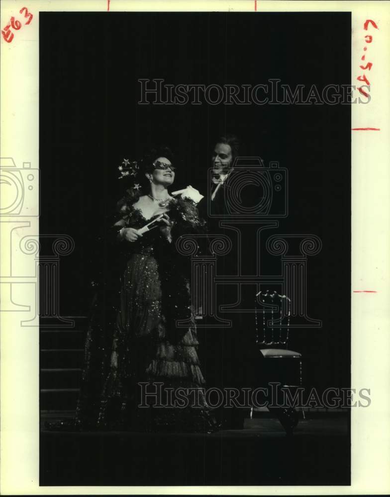 1980 Press Photo Winifred Faix Brown and Ronald Raines in &quot;Die Fledermaus&quot; - Historic Images