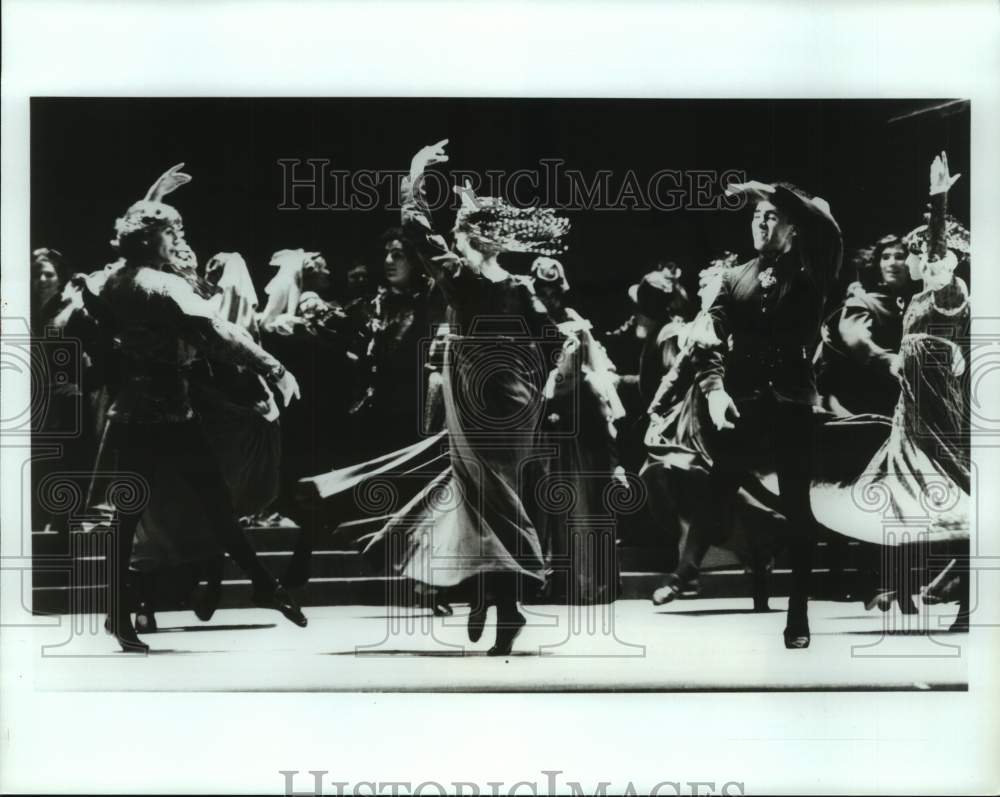 1990 Press Photo Actors Perform in Romeo and Juliet for Texas Opera House - Historic Images