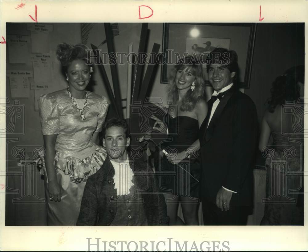 1988 Attendees in Costume for Texas Opera Theater Benefit - Historic Images