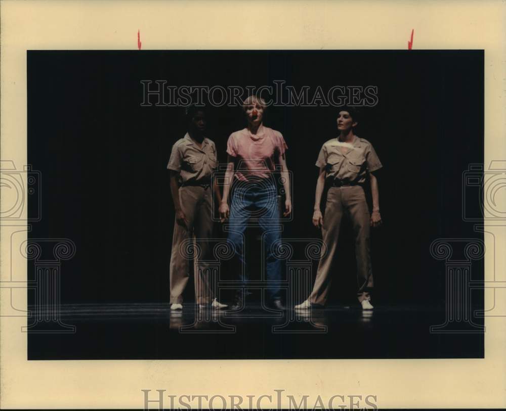 1991 Press Photo Scene from Houston Ballet's "Swansong" - Historic Images