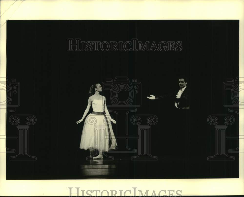 1988 Press Photo Houston Ballet dancers Janie Parker &amp; John Grensback in Houston- Historic Images