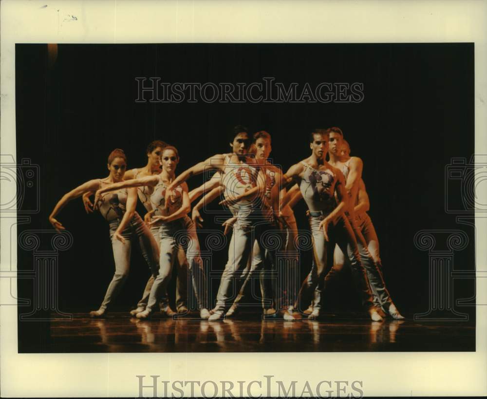 1994 Press Photo Artists of Houston Ballet in &quot;Skeleton Clock&quot; by Trey McIntyre - Historic Images