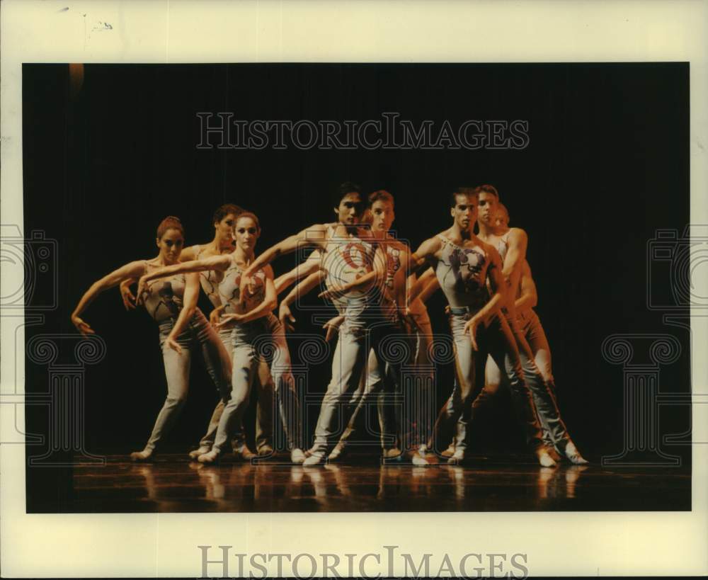 1994 Press Photo Artists of Houston Ballet in "Skeleton Clock" by Trey McIntyre - Historic Images
