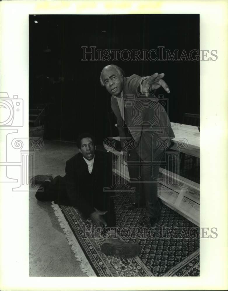 1990 Press Photo James Crawen and Roscoe Lee Browne at Alley Theater, Houston - Historic Images