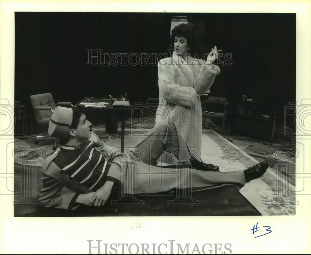 1986 Press Photo "What the Butler Saw" production at Alley Theater in Houston - Historic Images