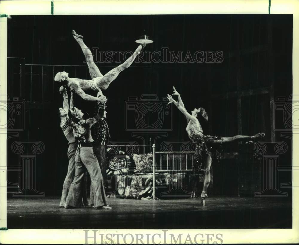 1986 Press Photo Performers in The Miraculous Mandarin, Houston Ballet - Historic Images