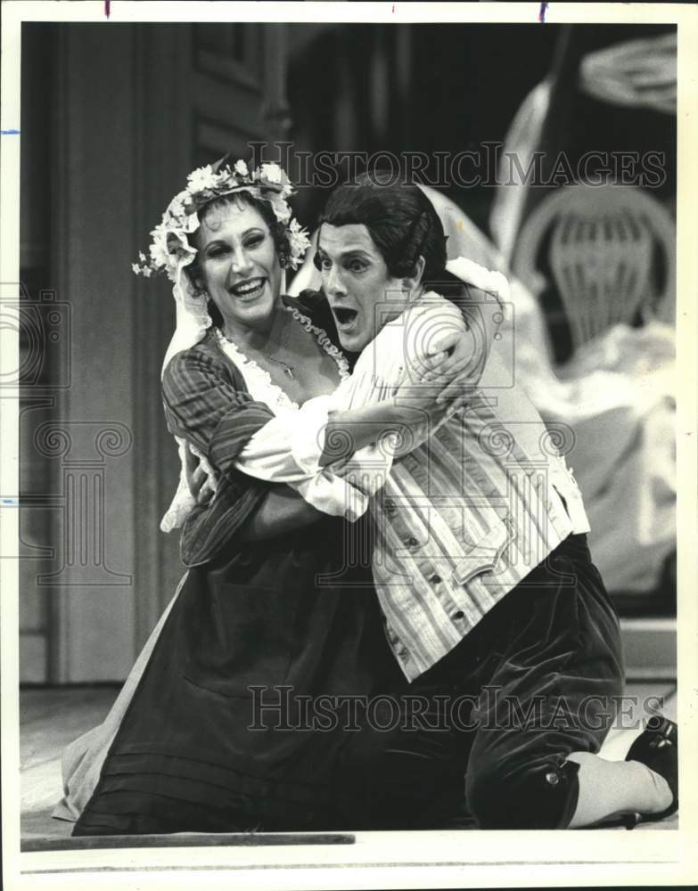 1988 Press Photo Angela Maria Blasi & Robert Hayward in Houston Grand Opera Show - Historic Images