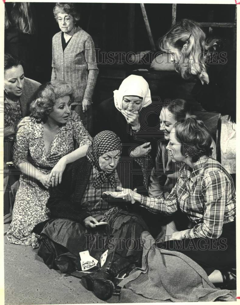 1979 Press Photo Actors in Play Scene &#39;Echelm&#39;, Alley Theater, Houston - Historic Images