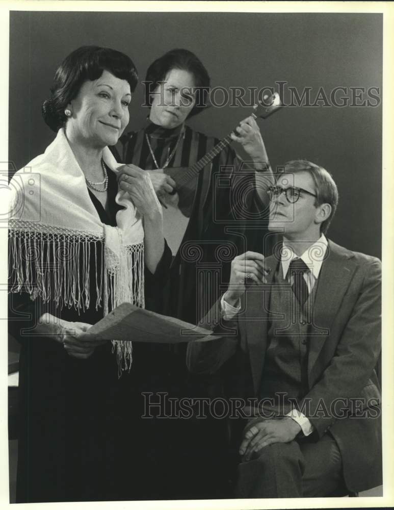 1984 Press Photo Scene from production at Nina Vance Alley Theater-Houston - Historic Images