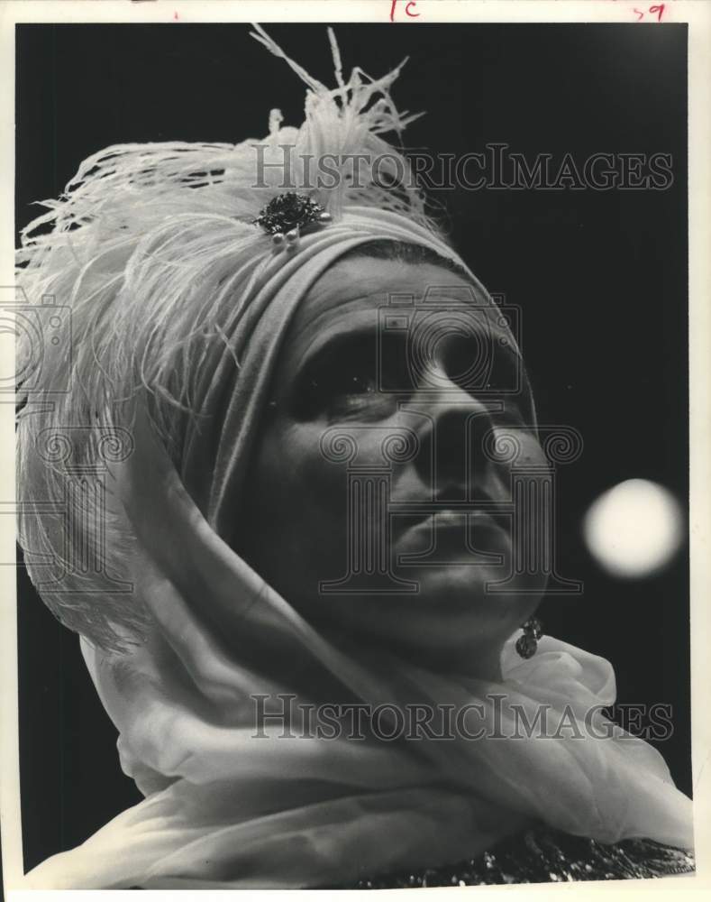 1967 Press Photo Jeannette Cliff in "The Great Sebastian's" at Alley Theater, TX - Historic Images