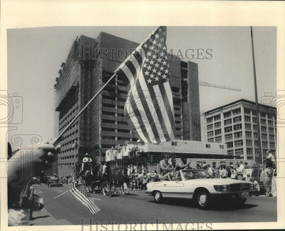 1985 Press Photo Republican National Convention parade in Dallas - Historic Images