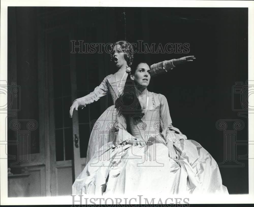 1974 Press Photo Houston Grand Opera performance of "Saigon" - Historic Images