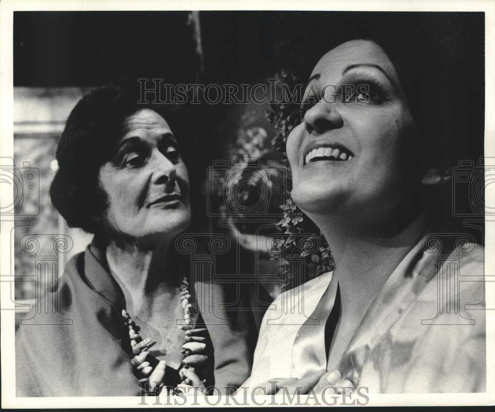 1969 Press Photo Alley Theater's "The Rose Tattoo" - Houston performance - Historic Images