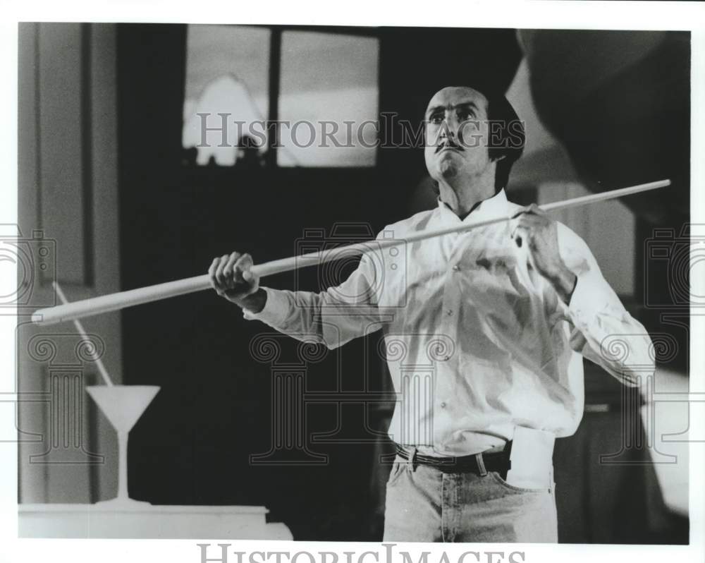 1989 Eric Idle in "The Mikado" - Houston Grand Opera - Historic Images