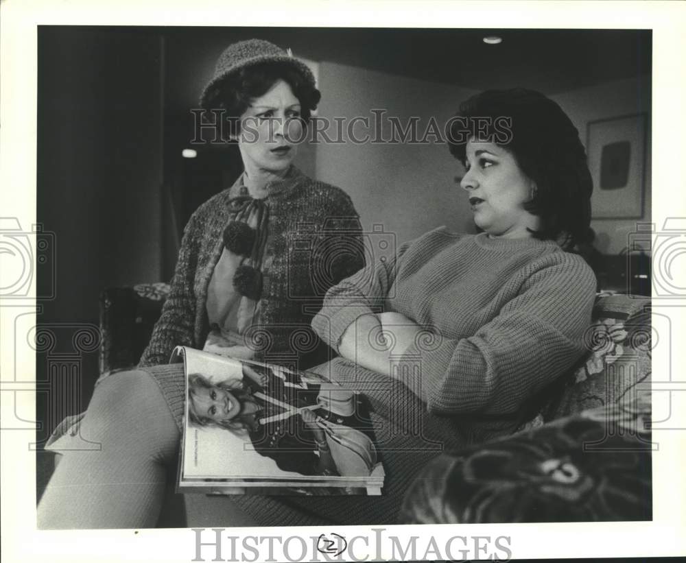 1984 Press Photo Scene from &quot;Absent Friends&quot; at Houston&#39;s Alley Theater - Historic Images