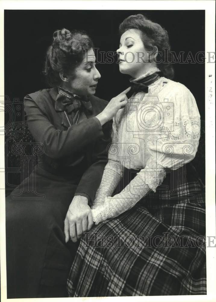 1984 Press Photo Scene from The Cherry Orchard at the Alley Theater, Houston, TX - Historic Images