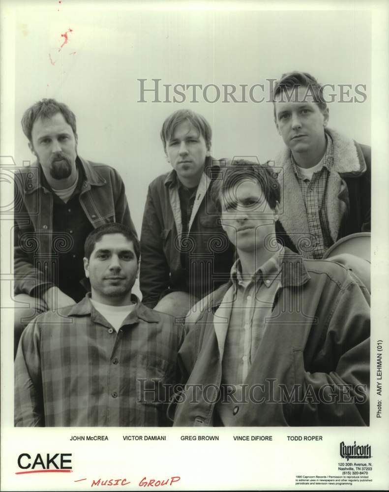 1995 Press Photo Members of Cake Music Group - Historic Images