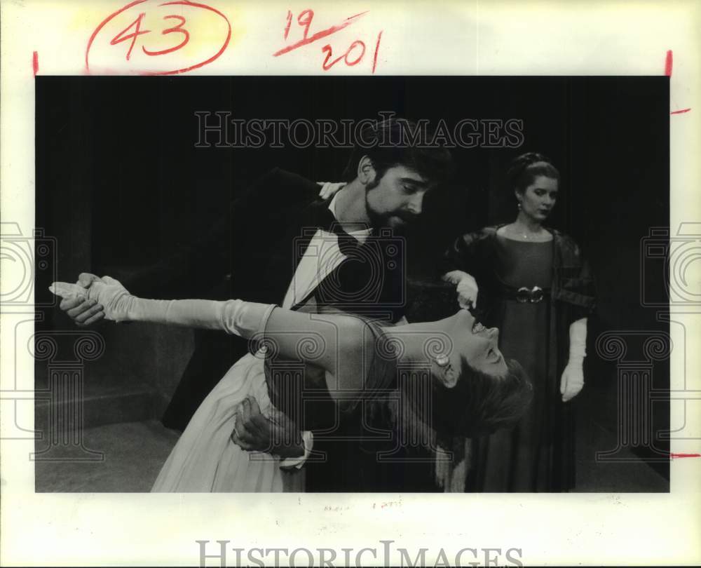 1987 Press Photo Tango scene in &quot;Merrily We Roll Along&quot; - Stages in Houston - Historic Images