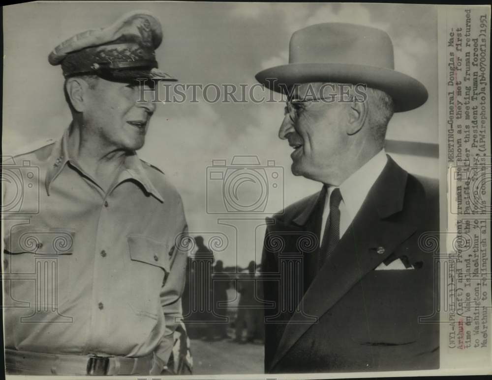 1951 Press Photo General Douglas MacArthur, President Truman on Wake Island - Historic Images