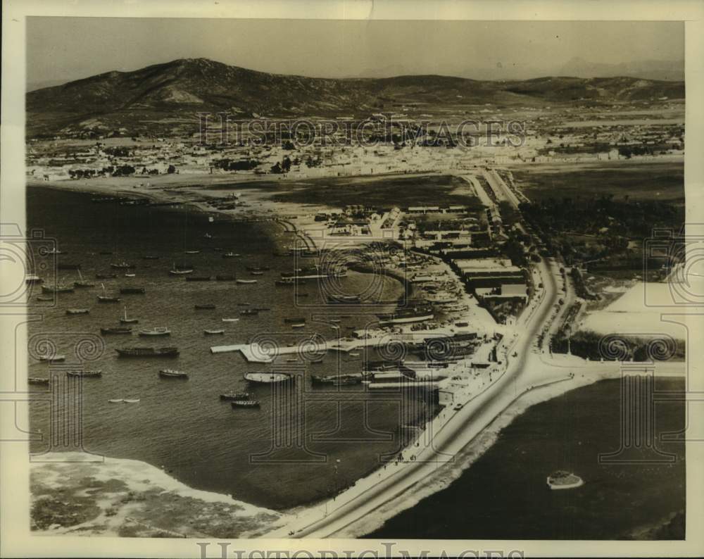 1936 Press Photo View of warships in Gibraltar harbor showing La Linea Rd- Historic Images