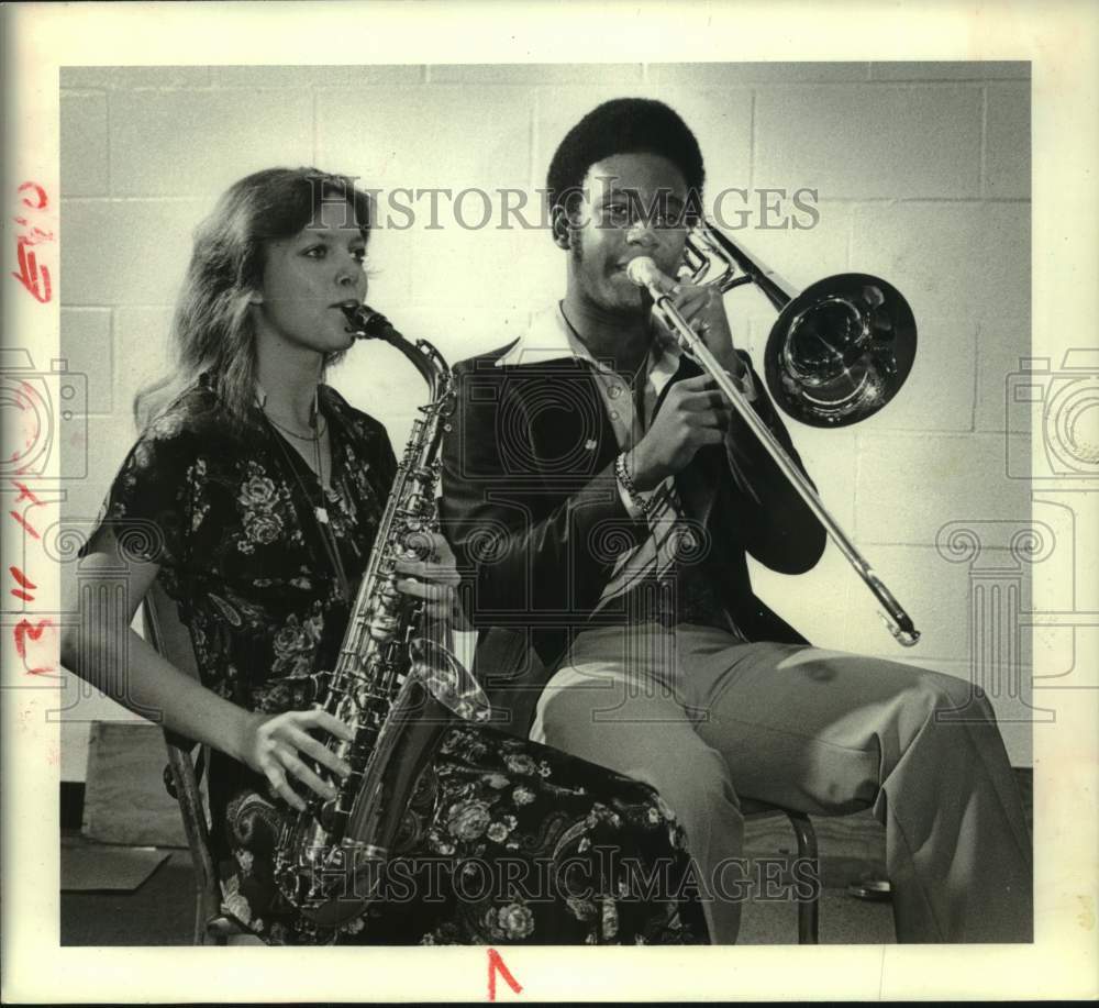 1979 Press Photo Pam Rader &amp; Anthony Zink practice for Blue Ribbon Jazz Bowl; TX - Historic Images