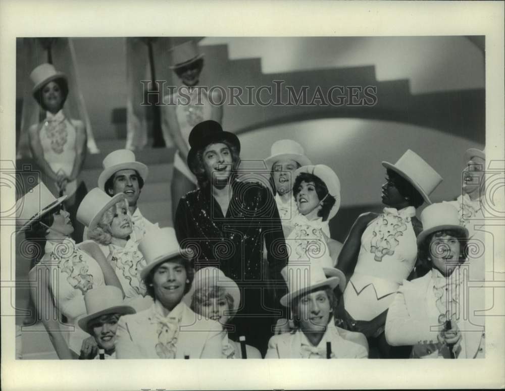 1979 Press Photo Barry Manilow, singers from The 3rd Barry Manilow Special, ABC - Historic Images