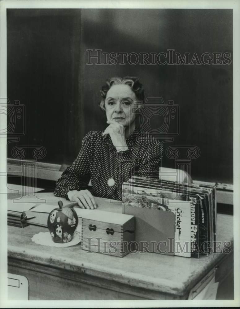 1981 Press Photo Actress Bette Davis in Movie &quot;Family Reunion&quot; - Historic Images